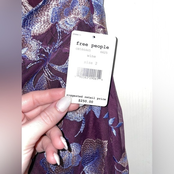 New Free People Rosalie Embroidered Dress 💜 Sz 2 NWT - Picture 9 of 12